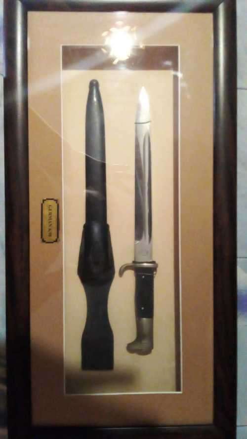 German WW2 bayonet for K98 Mauser with display case