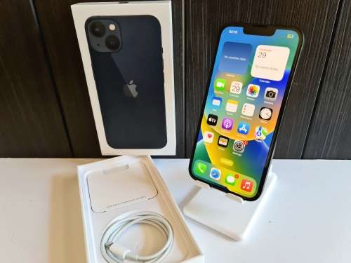 iPhone 13 256GB Midnight