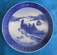 Royal Copenhagen Christmas plate 1964