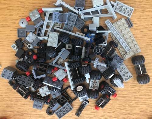 Bucket of second hand Lego - mixed with characters and 5 instruction sheets