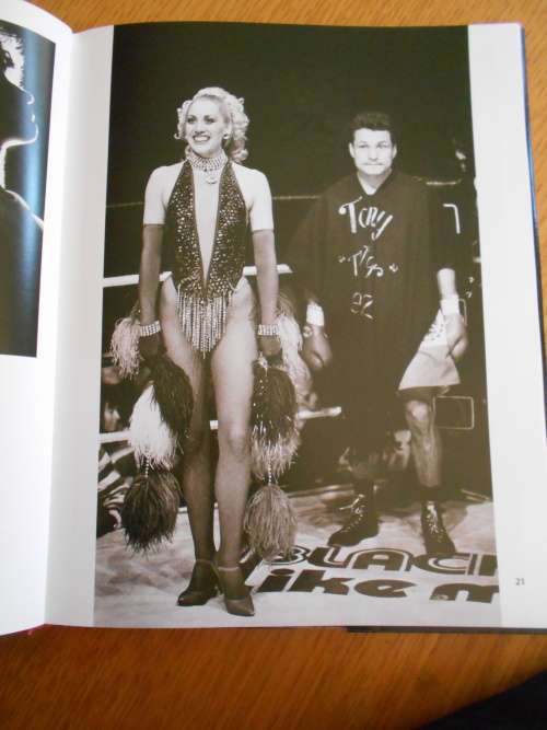 KEN OOSTERBROEK: The Invisible Line, by Mike Nicol