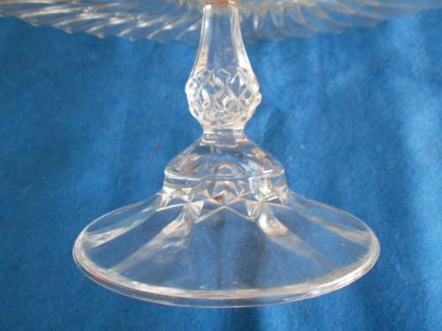 CRYSTAL D`ARQUES (France) CAKE STAND
