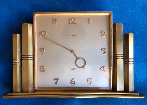 Decorative Art Deco brass mantel clock