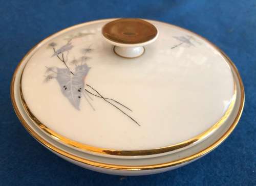 Hutschenreuther Selb (Bavaria) trinket box