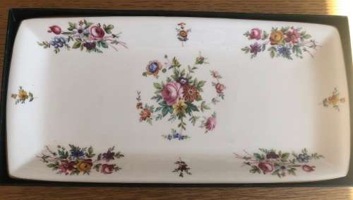 Exquisite Minton (Marlow) sandwich platter - boxed (exellent condition)