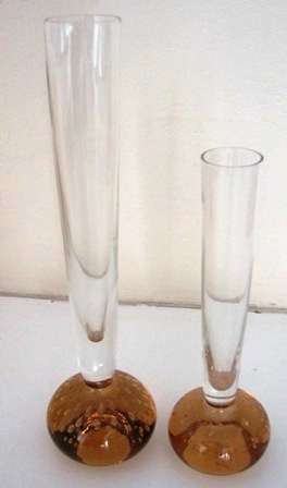 Glass stem vases (2) : weighted glass bubbled bases