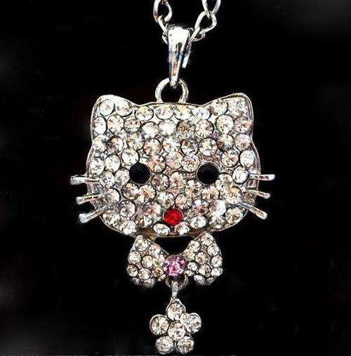 New Hello Kitty - Crystal Pendant Necklace - VERY CUTE ï¿½ Bling Bling!
