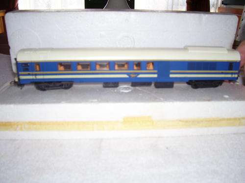 1x SAR LIMA BLUE TRAIN COACH.