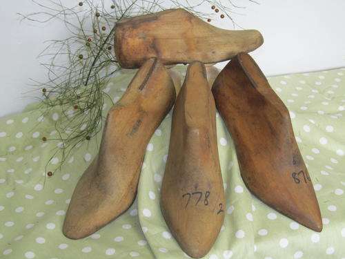 WOODEN SHOE LASTS