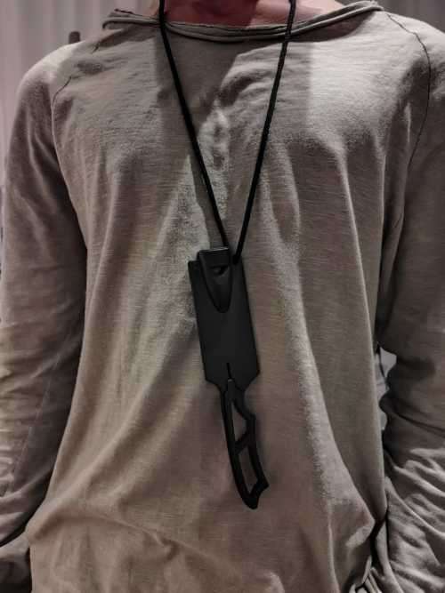 Smith and Wesson Neck Knife 3` Black Tanto Blade, Kydex Sheath