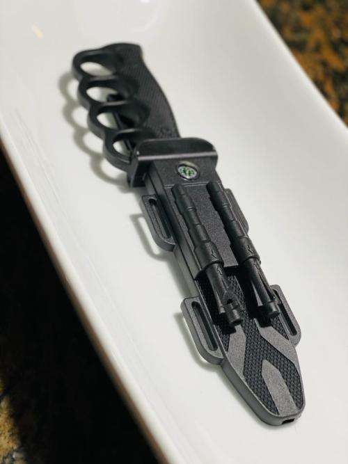 Black Carbon Survival Knife (flint fire starter ,compass,whistle)
