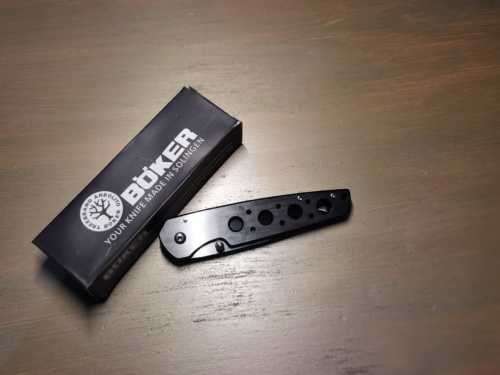 BOKER KNIFE