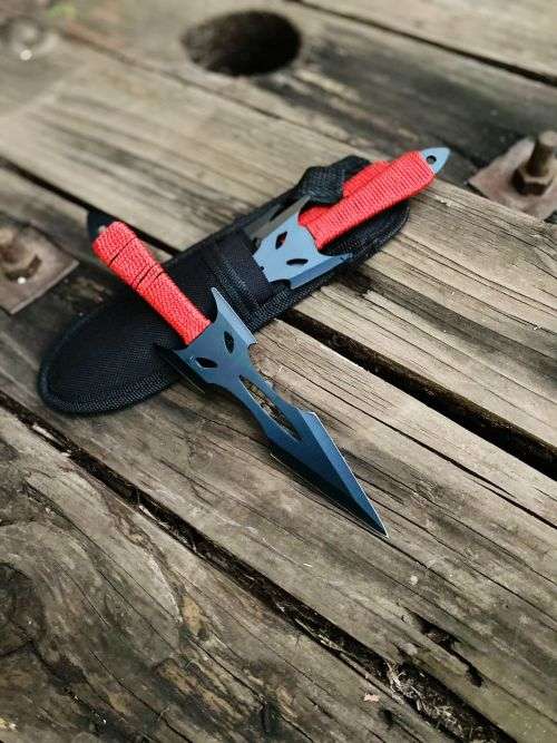 NEW 3pc Throwing Blades With Pouch