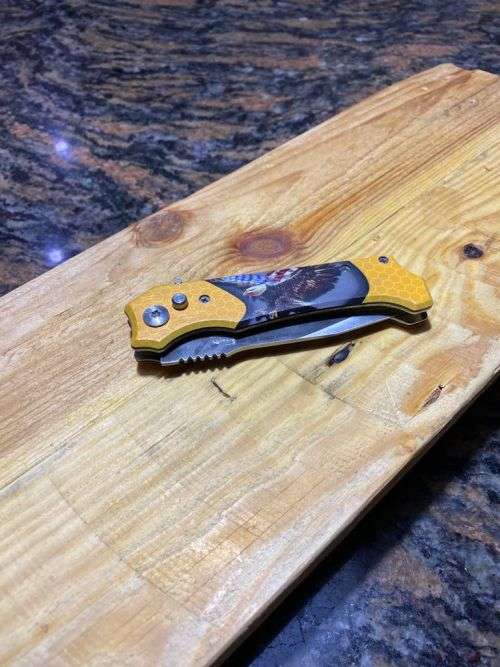 American Eagle Switch Blade