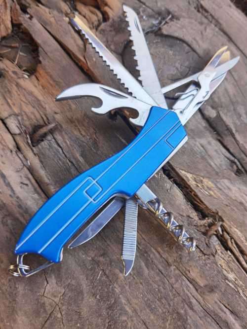 Stinger (swiss army style knife)
