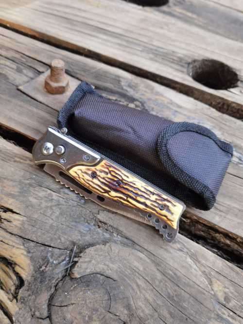 Push Button Knife With Pouch