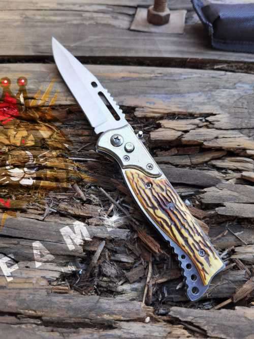 Push Button Knife With Pouch