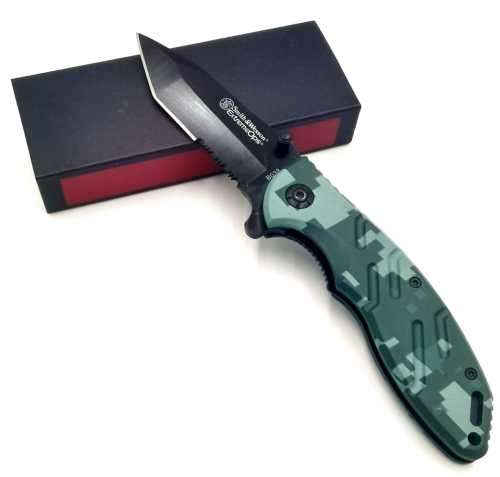 CAMO Smith And Wesson Extreme Ops Folding Knife