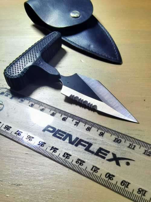 Black Grip Punch Blade