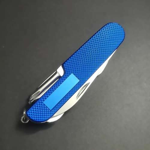 Swiss Army Style Knife  (carbon design)