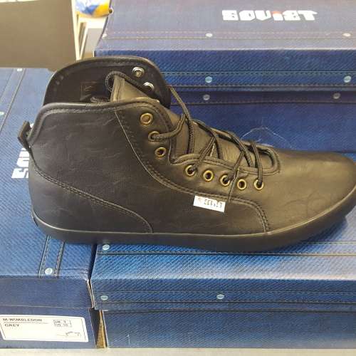 LIMITED STOCK !!!! SOVIET FALCON ANKLEBOOT - ITS A BEAUTY !!!! SHIPPING INCLUDED !!!!