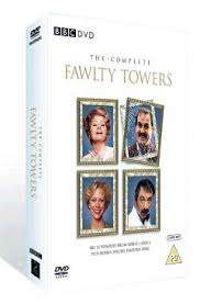 THE COMPLETE FAWLTY TOWERS - 3 DISC BOXSET ( FREE SHIPPING !!!! )