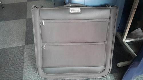 GORGEOUS STYLISH DESIGNER BAGS BY CARLTON  !!!! SHIPPED INCLUDED !!!!