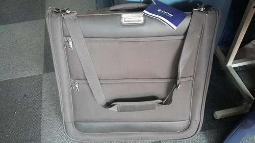 GORGEOUS STYLISH DESIGNER BAGS BY CARLTON  !!!! SHIPPED INCLUDED !!!!