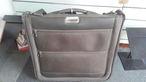 GORGEOUS STYLISH DESIGNER BAGS BY CARLTON  !!!! SHIPPED INCLUDED !!!!