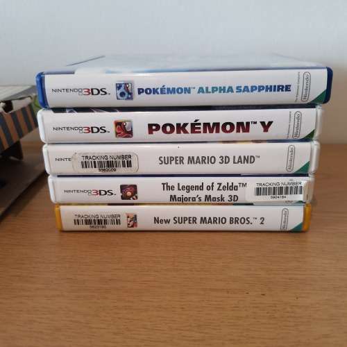 *New* Nintendo 3DS plus Games - Pokemon Super Mario Bros. 2