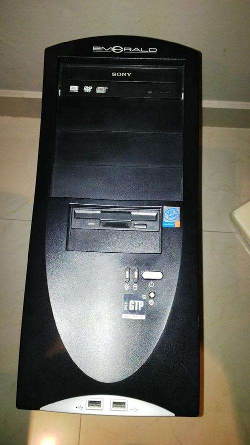 EMEROLD PENTIUM 4 CPU 3.00GHZ, 1GB RAM 186GIG HARDDRIVE