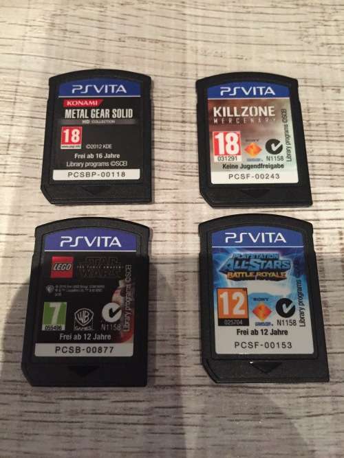 PS VITA  WIFI ,8GB, 4 GAMES INCLUDED, ORIGINAL CARRY POUCH IN ORIGINAL BOX. LIKE NEW!!!!!!