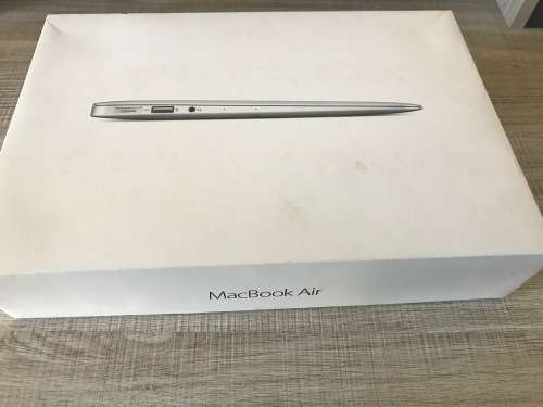 MACBOOK AIR 11" EARLY 2015 INTEL CORE i5, 128GB SSD, 4GB RAM, MacOS SIERRA. NEW CONDITION!!!!!