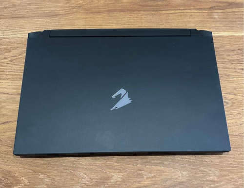 Gigabyte AORUS 17G RTX 3070 SeriesXC 17.3 300Hz FHD|i7-10870H|RTX3070Q GDDR6 32GB Ram PLEASE READ!!!