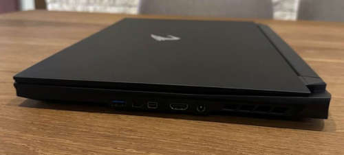 Gigabyte AORUS 17G RTX 3070 SeriesXC 17.3 300Hz FHD|i7-10870H|RTX3070Q GDDR6 32GB Ram PLEASE READ!!!