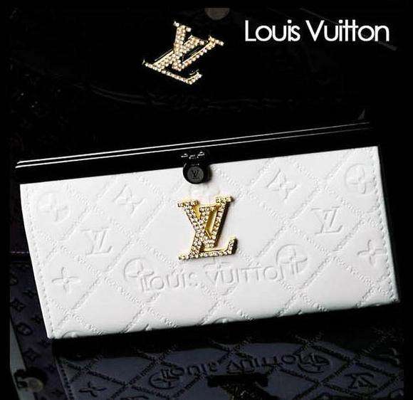 Louis Vuitton LV purse/ wallet  white