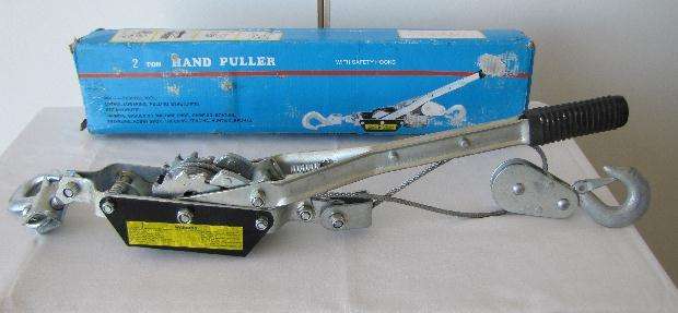 TWO TON HAND PULLER