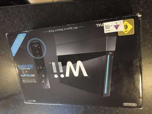 Nintendo Wii with 38 Games (Free Shipping)