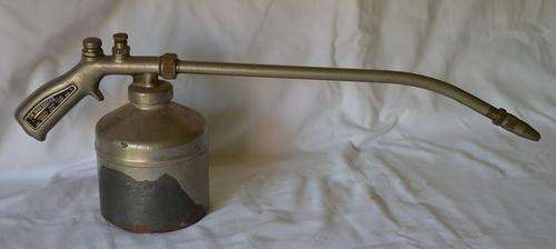 A DeVilbiss Oil Spray Gun