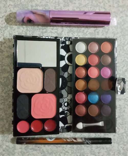 Makeup Set