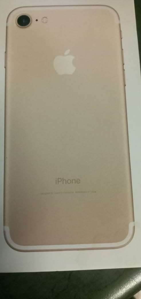 IPhone 7 , Gold , 128GB