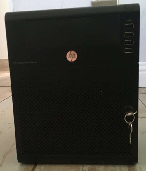 HP Proliant Microserver G7 N40L