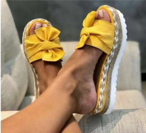 YELLOW SANDAL