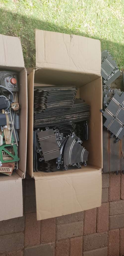 Scalextric Scrapyard Items (Collection only)