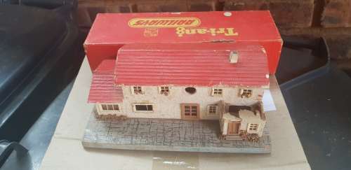 Triang Train goodies (Scrapyard items)