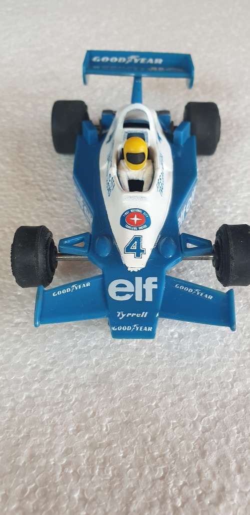 Scalextric Tyrrell (C135)