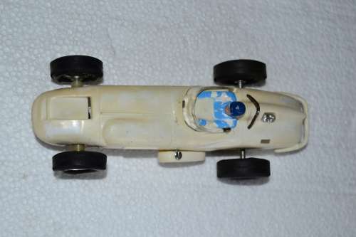 Scalextric (Triang) - Offenhauser (White) - see discription