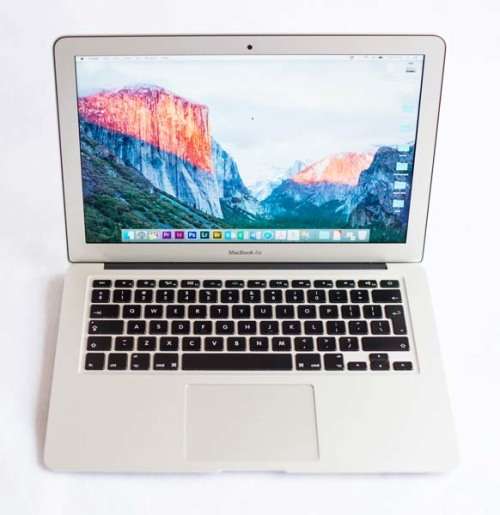 MacBook Air 13" - 4GB Ram, 128GB SSD - Great Condition (Actual Pictures)