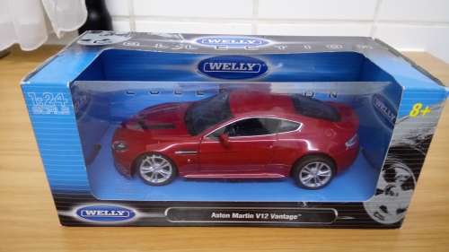 Aston MartinV12 Vantage 1.24 Welly