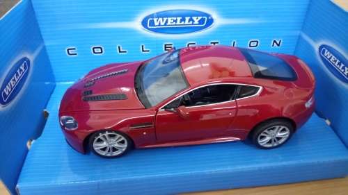 Aston MartinV12 Vantage 1.24 Welly